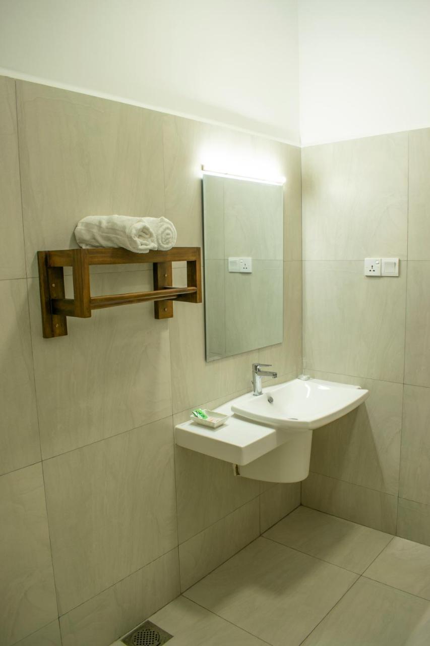 Hotel Lavinia Escapes Dehiwala-Mount Lavinia Zewnętrze zdjęcie